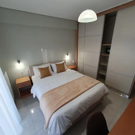 Park מלון דירות