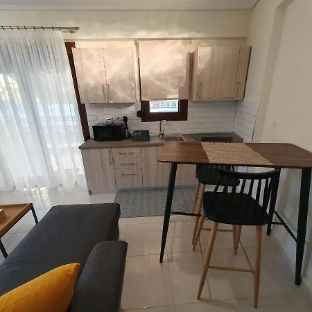 Park מלון דירות 4*